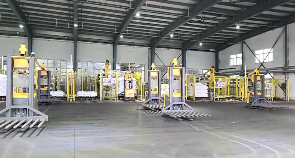 Palletizing and Warehousing | Without Pallet + 18 Cars Cooperation